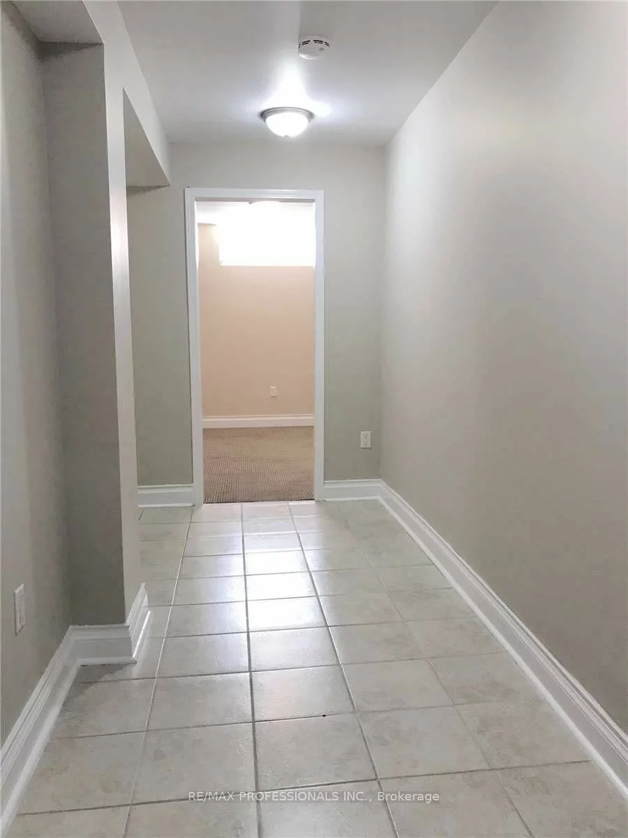 110, Springview, Brampton West, Brampton