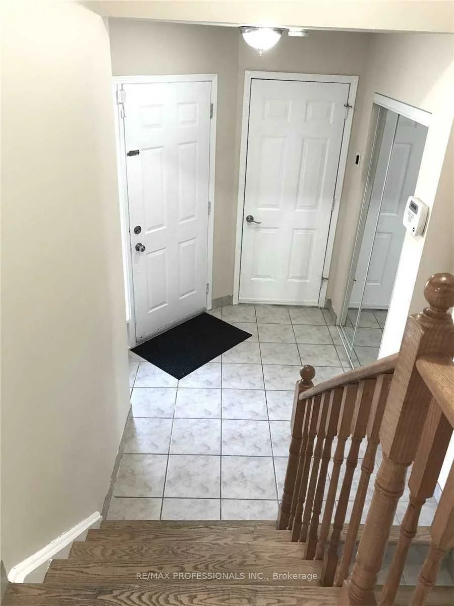 110, Springview, Brampton West, Brampton