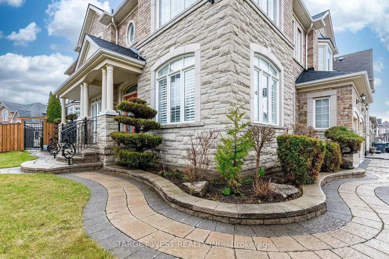 9, Olivia Marie, Bram West, Brampton