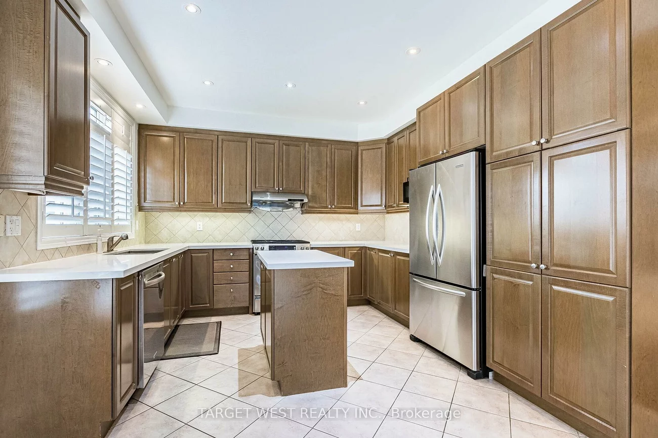 9, Olivia Marie, Bram West, Brampton