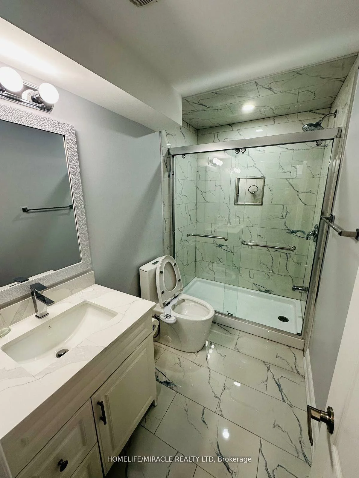 41, Antibes, Credit Valley, Brampton