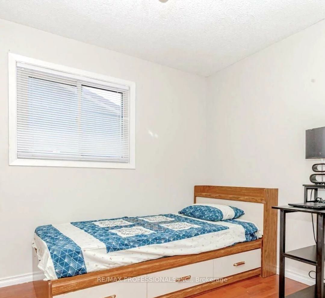 18, Hockley, Madoc, Brampton