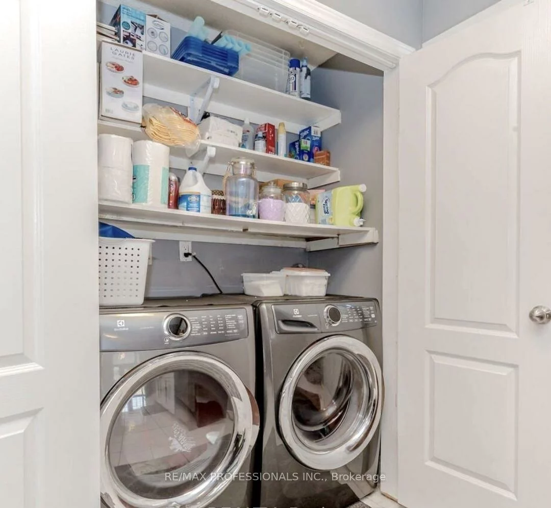18, Hockley, Madoc, Brampton