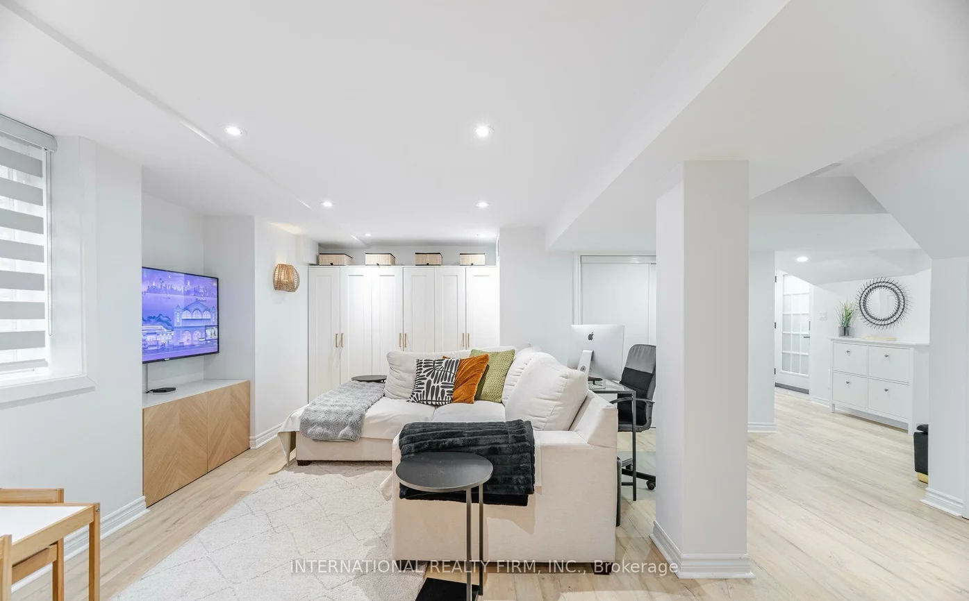 102, Tanager, Heart Lake West, Brampton