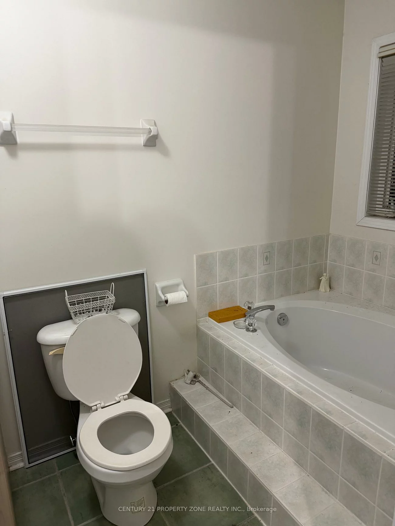 96, Native Landing, Fletcher's Creek Village, Brampton