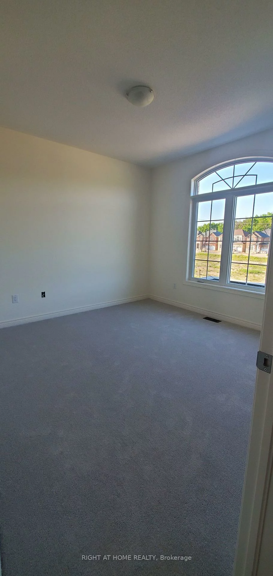 12, Lilestone, Credit Valley, Brampton