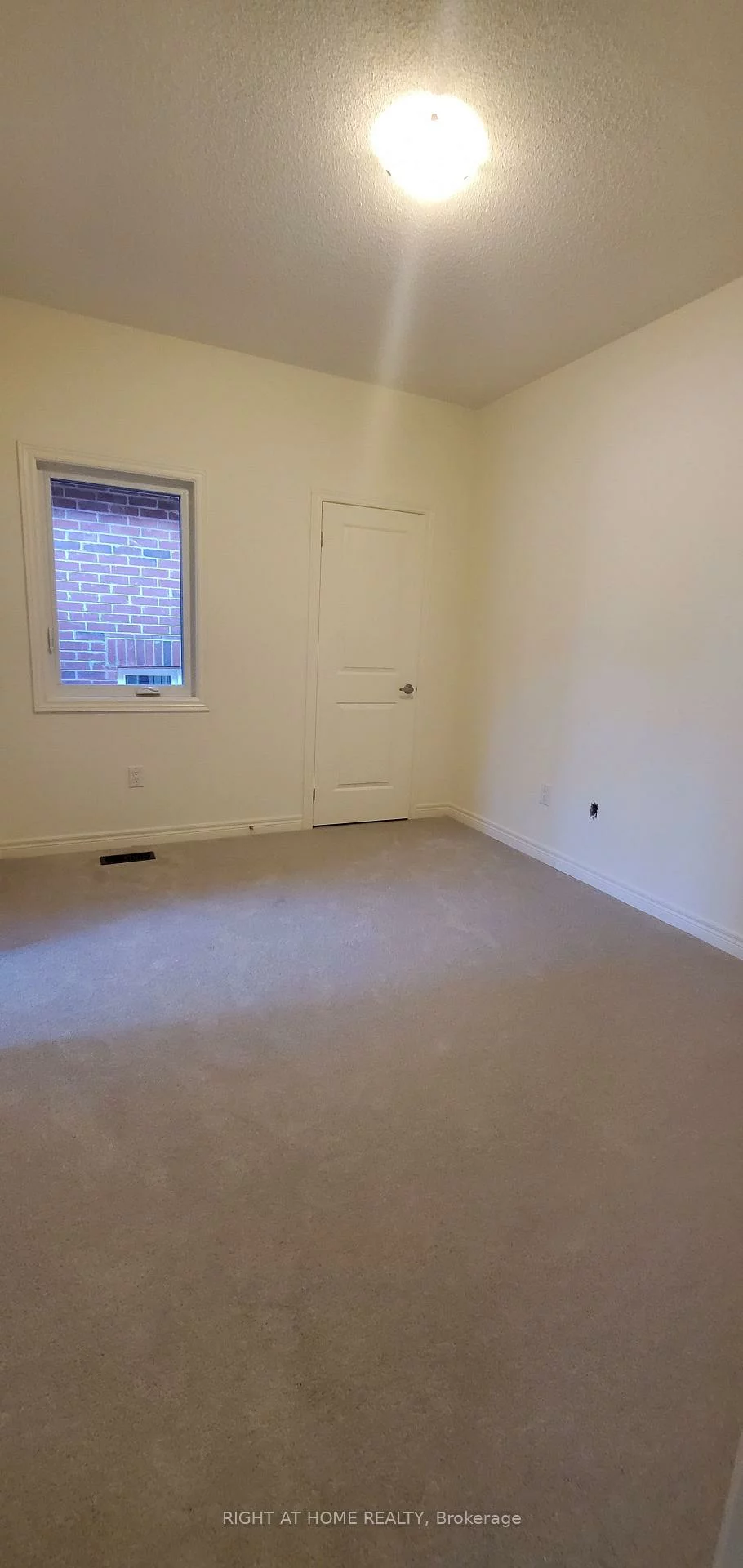 12, Lilestone, Credit Valley, Brampton