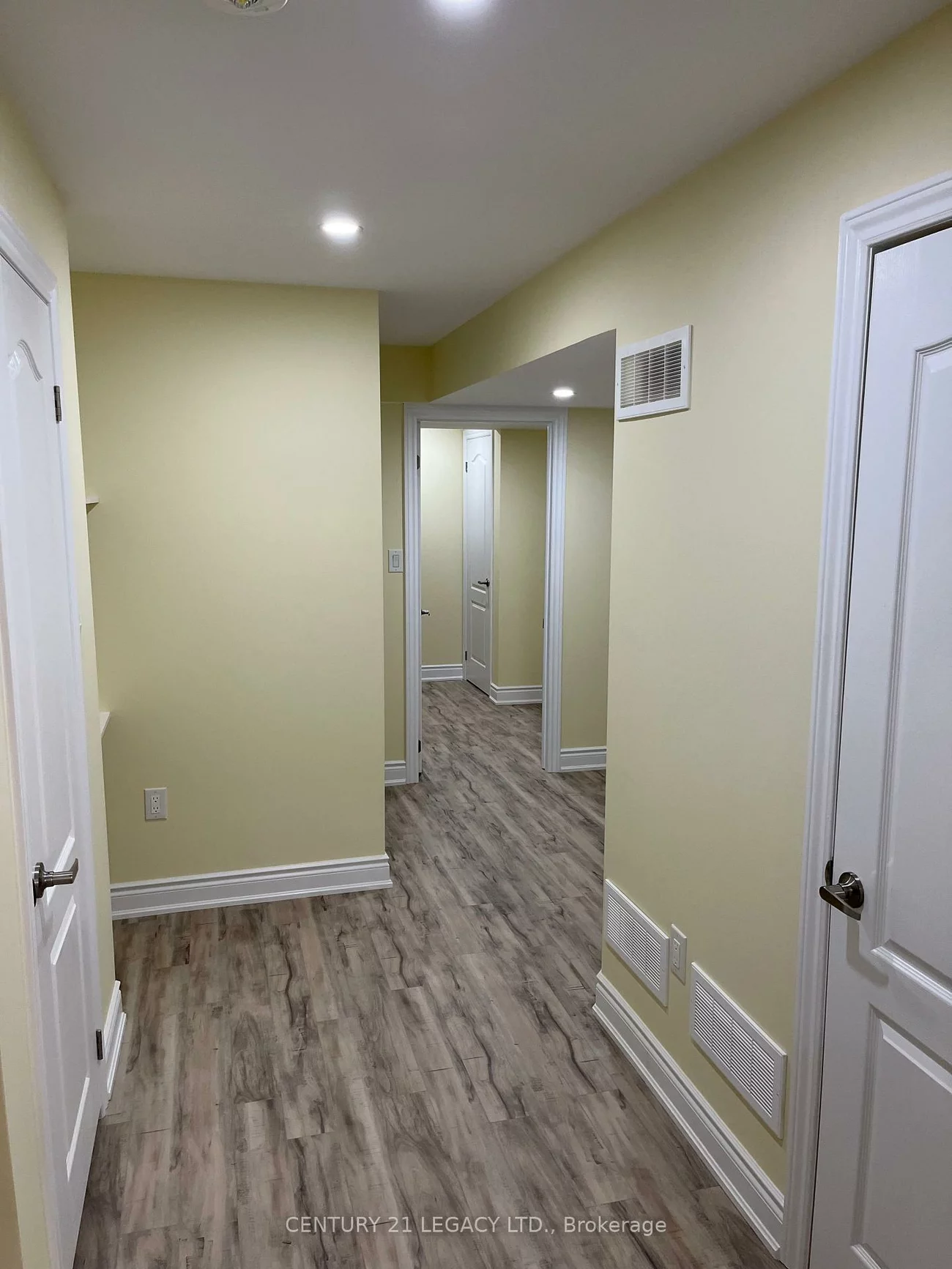 18, Ladysmith (Basement), Sandringham-Wellington, Brampton