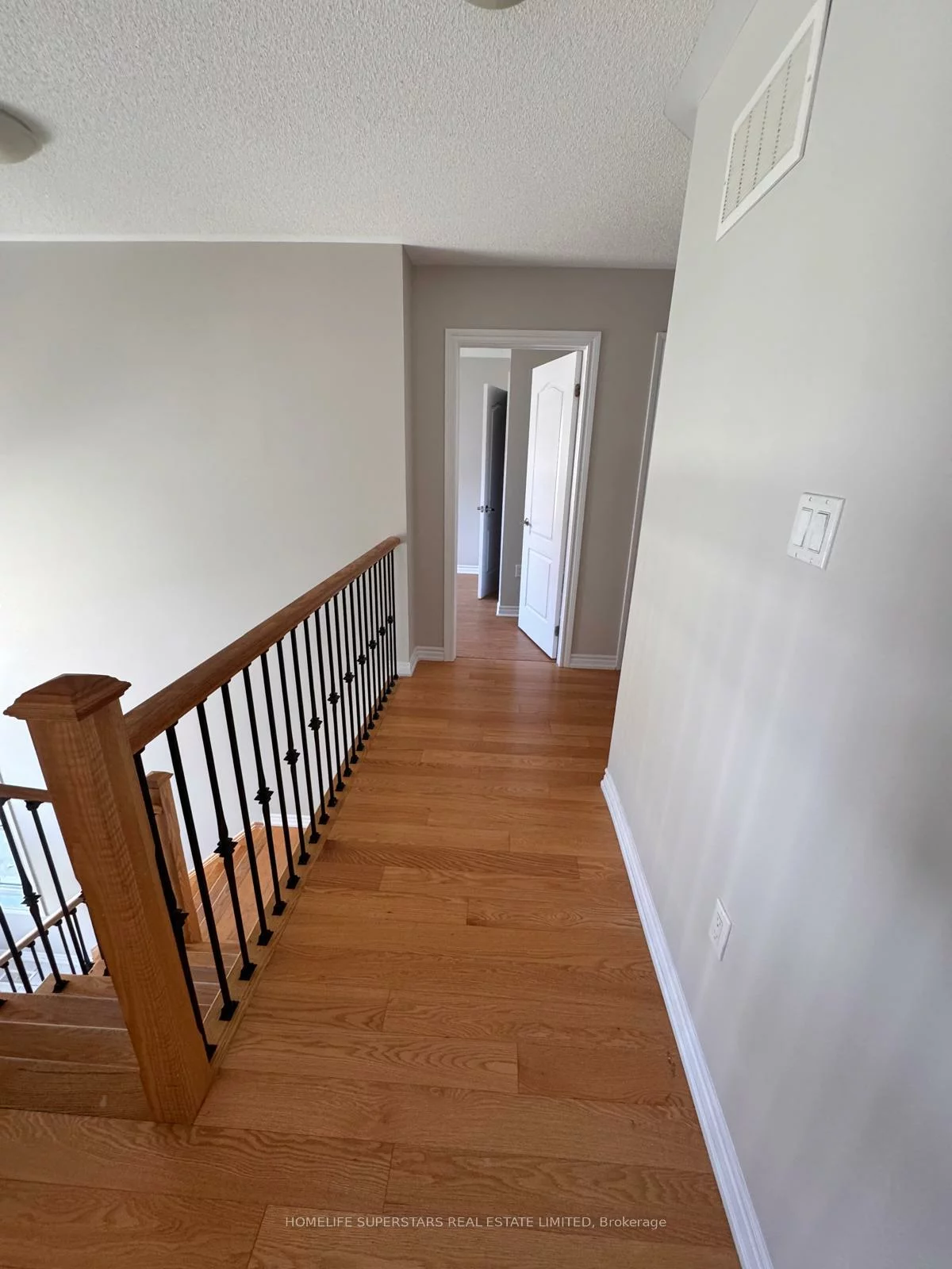 6, Dolobram, Northwest Brampton, Brampton