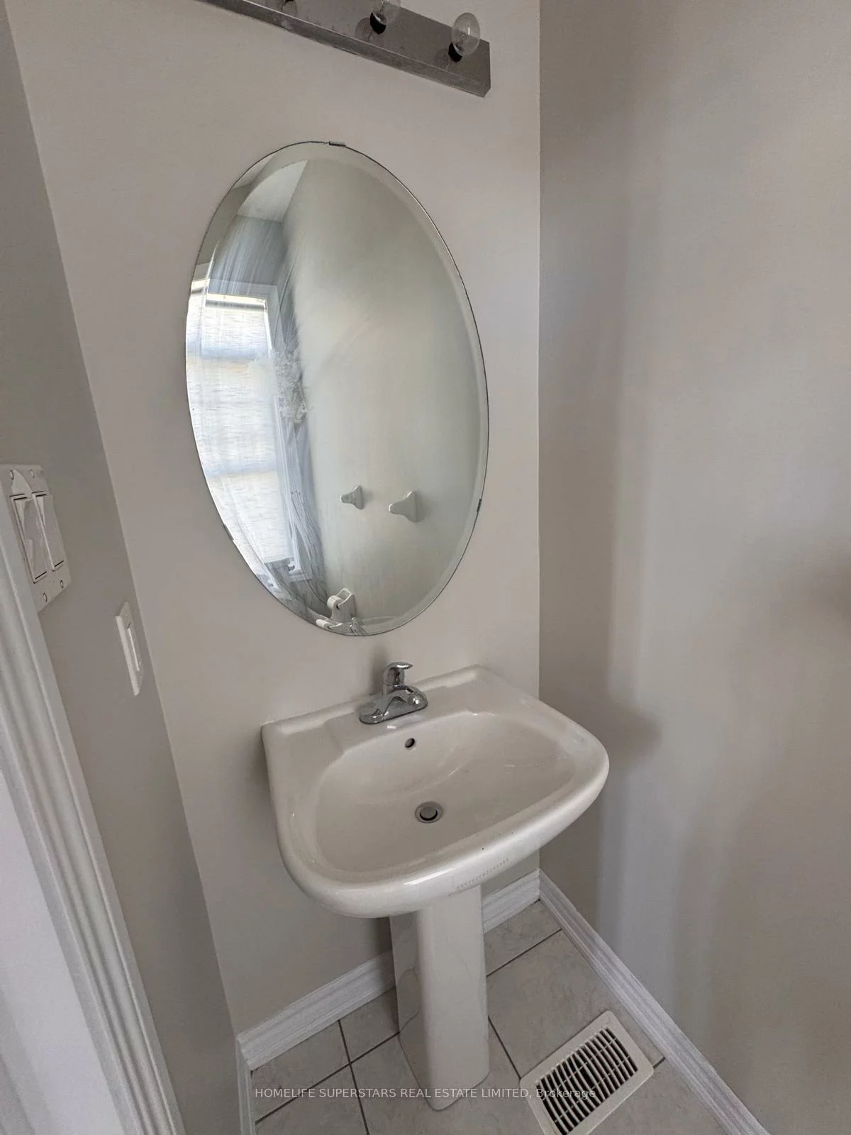 6, Dolobram, Northwest Brampton, Brampton