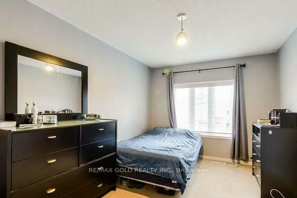 316, Albright, Brampton West, Brampton