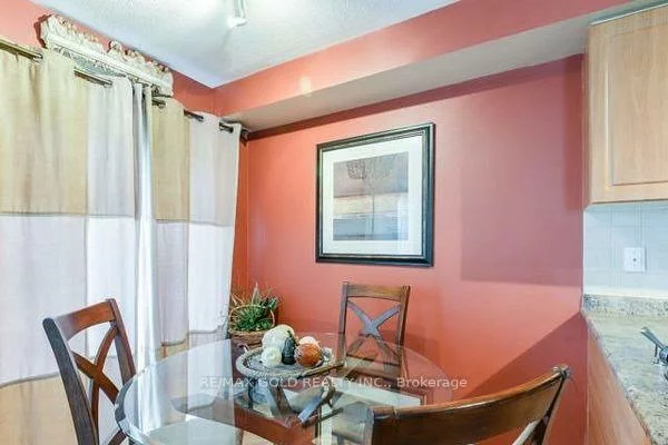 316, Albright, Brampton West, Brampton