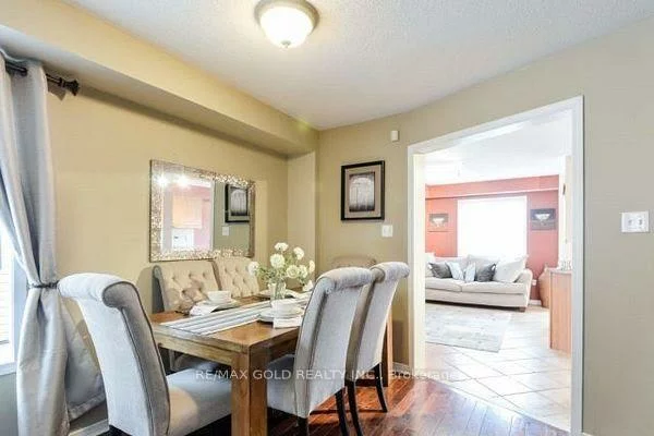 316, Albright, Brampton West, Brampton