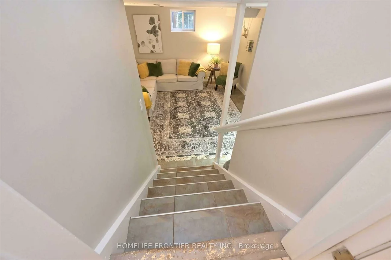 9, Avonmore, Brampton East, Brampton