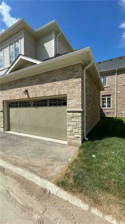 221, Clockwork, Northwest Brampton, Brampton