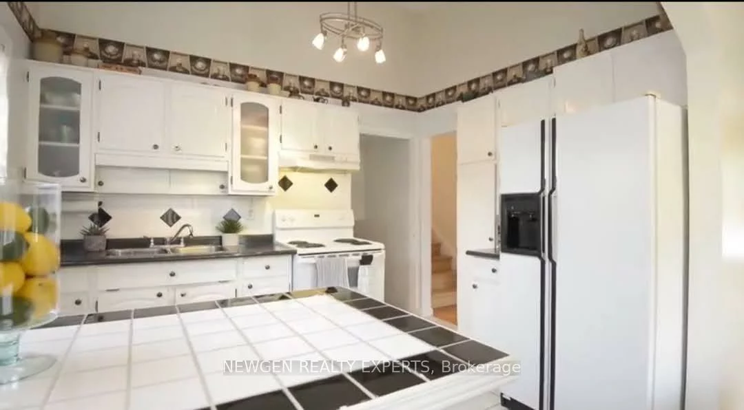 11, Lawrence, Brampton East, Brampton