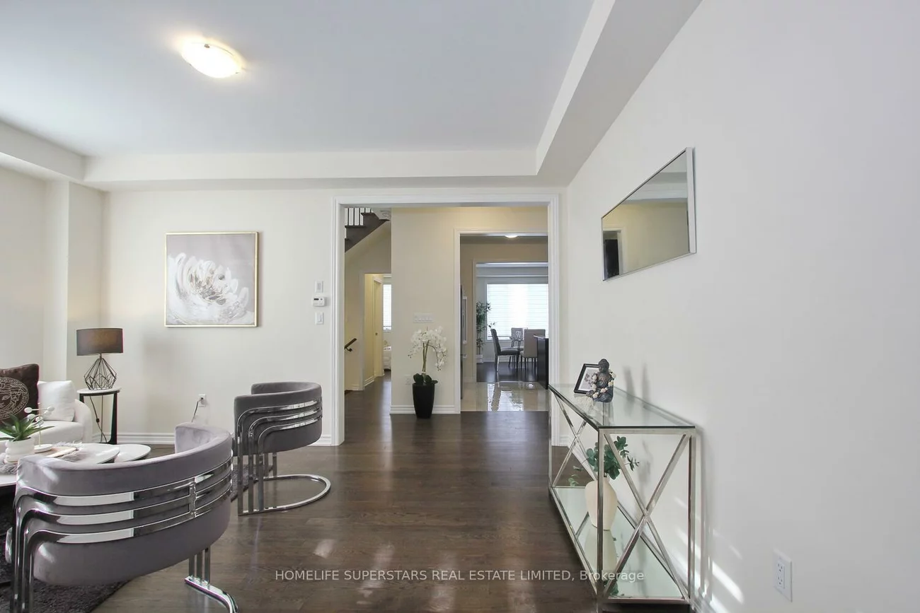 14, Spring Snow, Snelgrove, Brampton