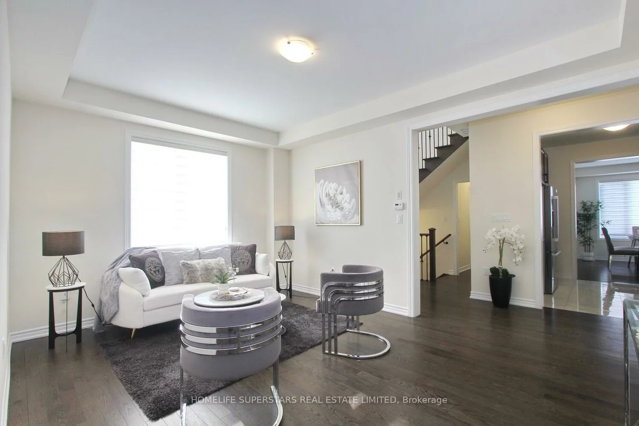 14, Spring Snow, Snelgrove, Brampton