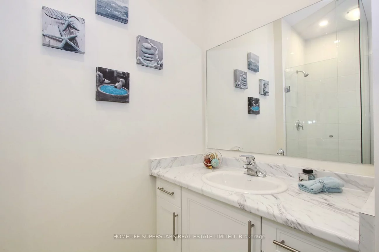 14, Spring Snow, Snelgrove, Brampton