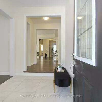 14, Spring Snow, Snelgrove, Brampton