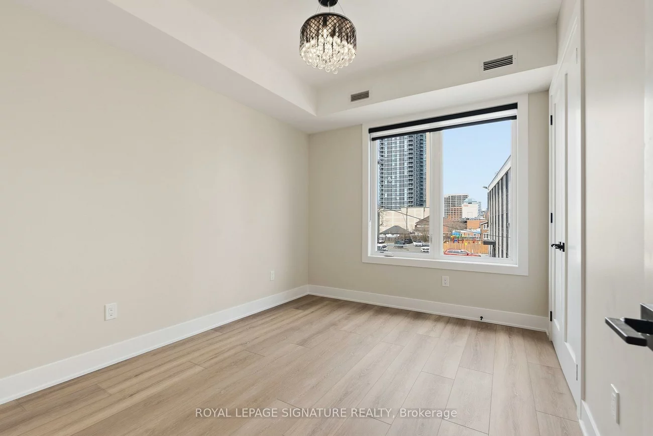 5, Mill, Downtown Brampton, Brampton