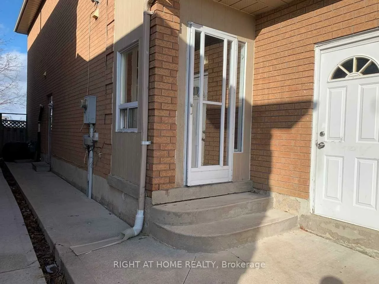 63, Toba, Heart Lake, Brampton