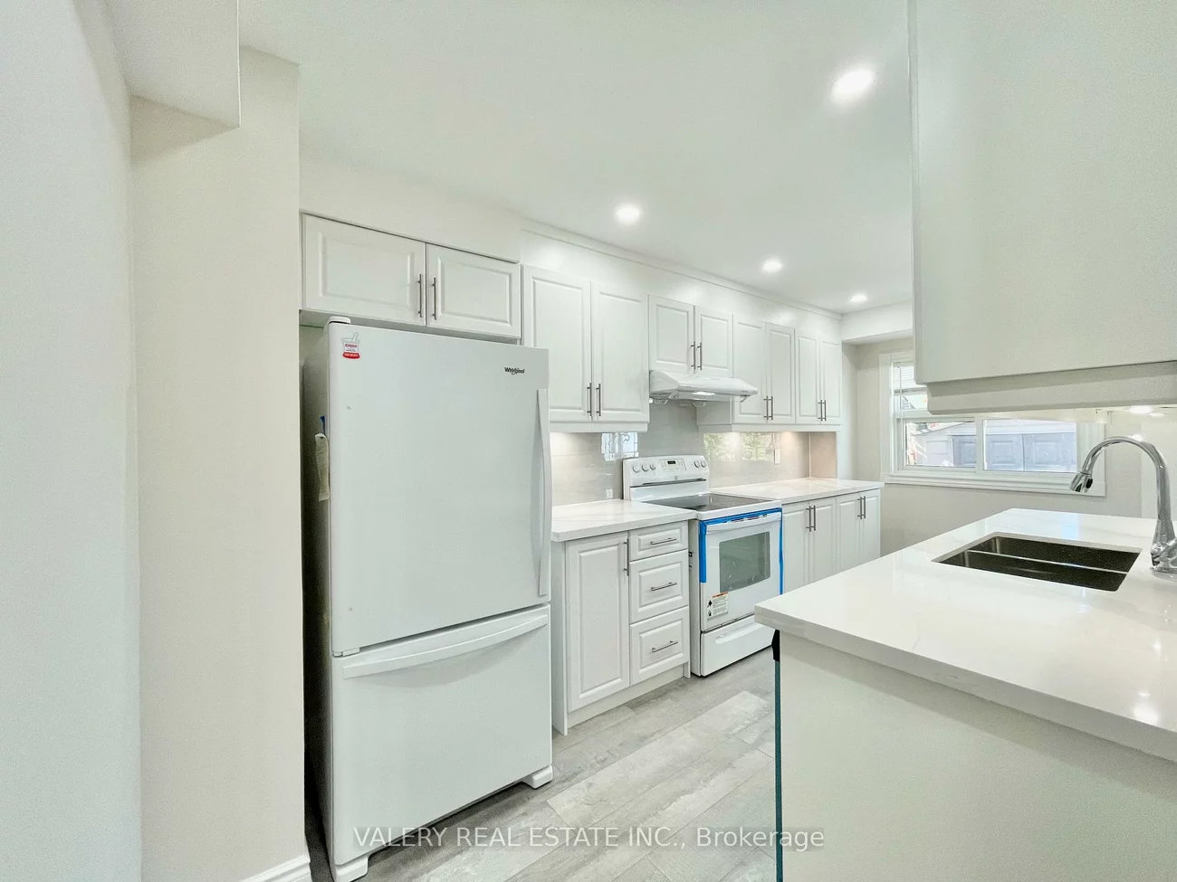 26, Homeland, Central Park, Brampton