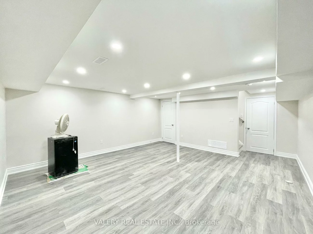 26, Homeland, Central Park, Brampton