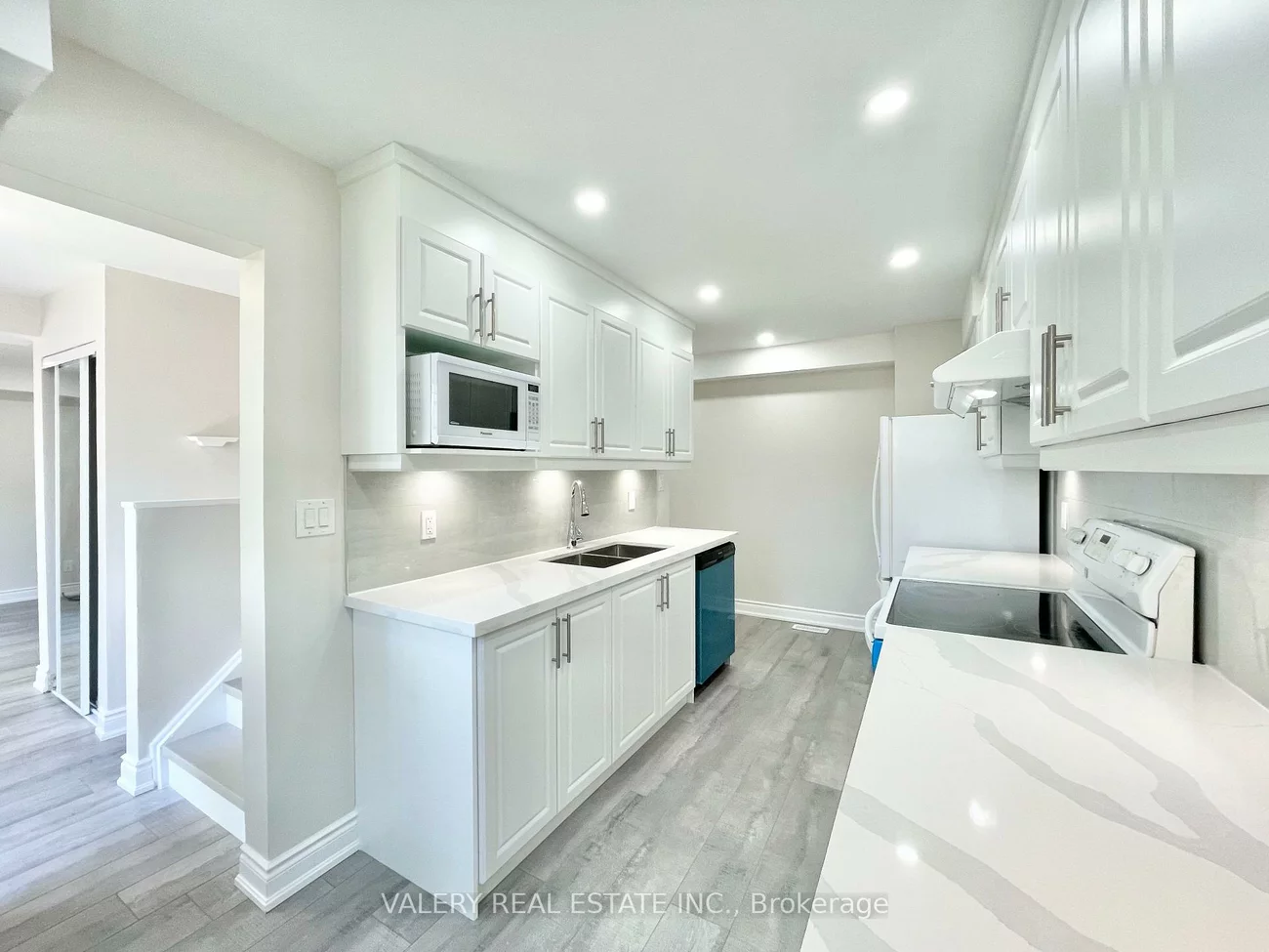 26, Homeland, Central Park, Brampton