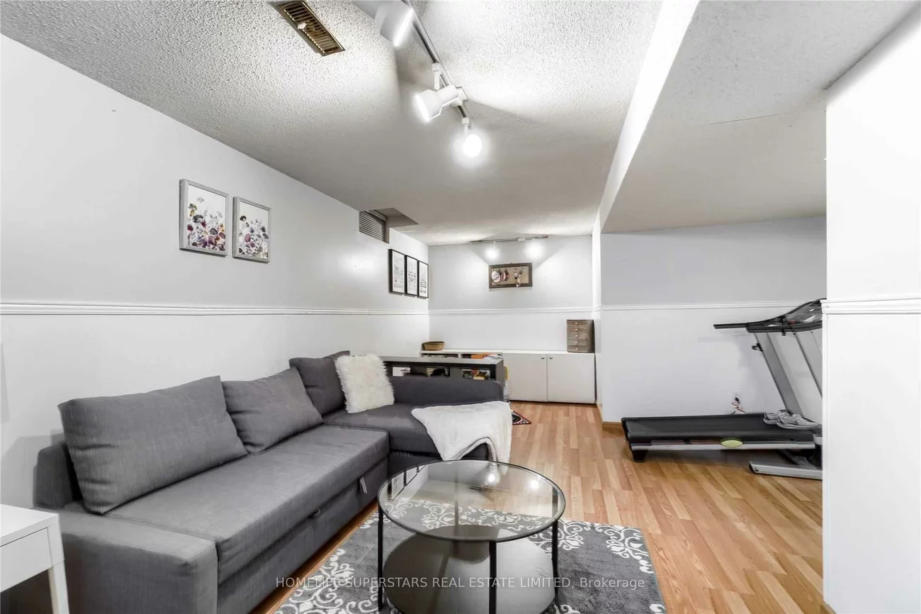 46, Nickel, Westgate, Brampton