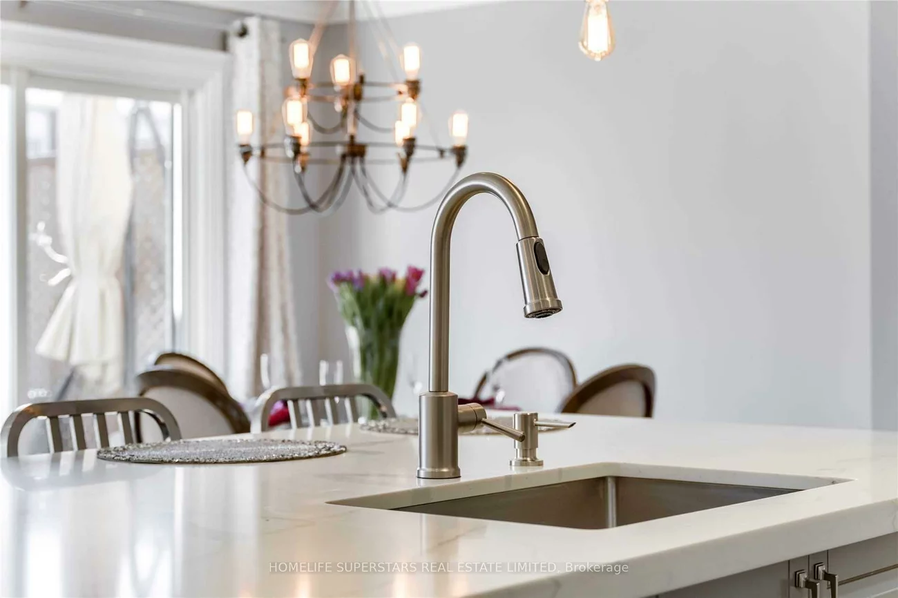 46, Nickel, Westgate, Brampton