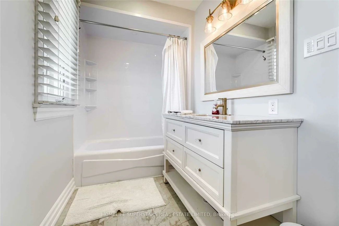 46, Nickel, Westgate, Brampton