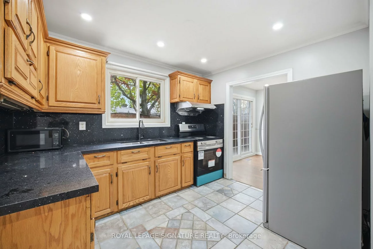 2, Lambton, Madoc, Brampton