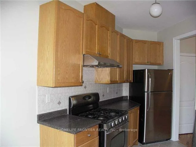 25, Rocky Point, Madoc, Brampton