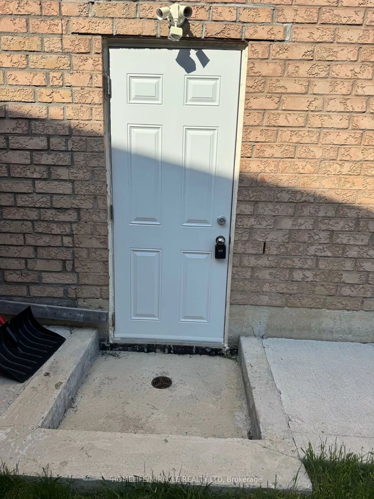 120, Viceroy, Northwest Sandalwood Parkway, Brampton