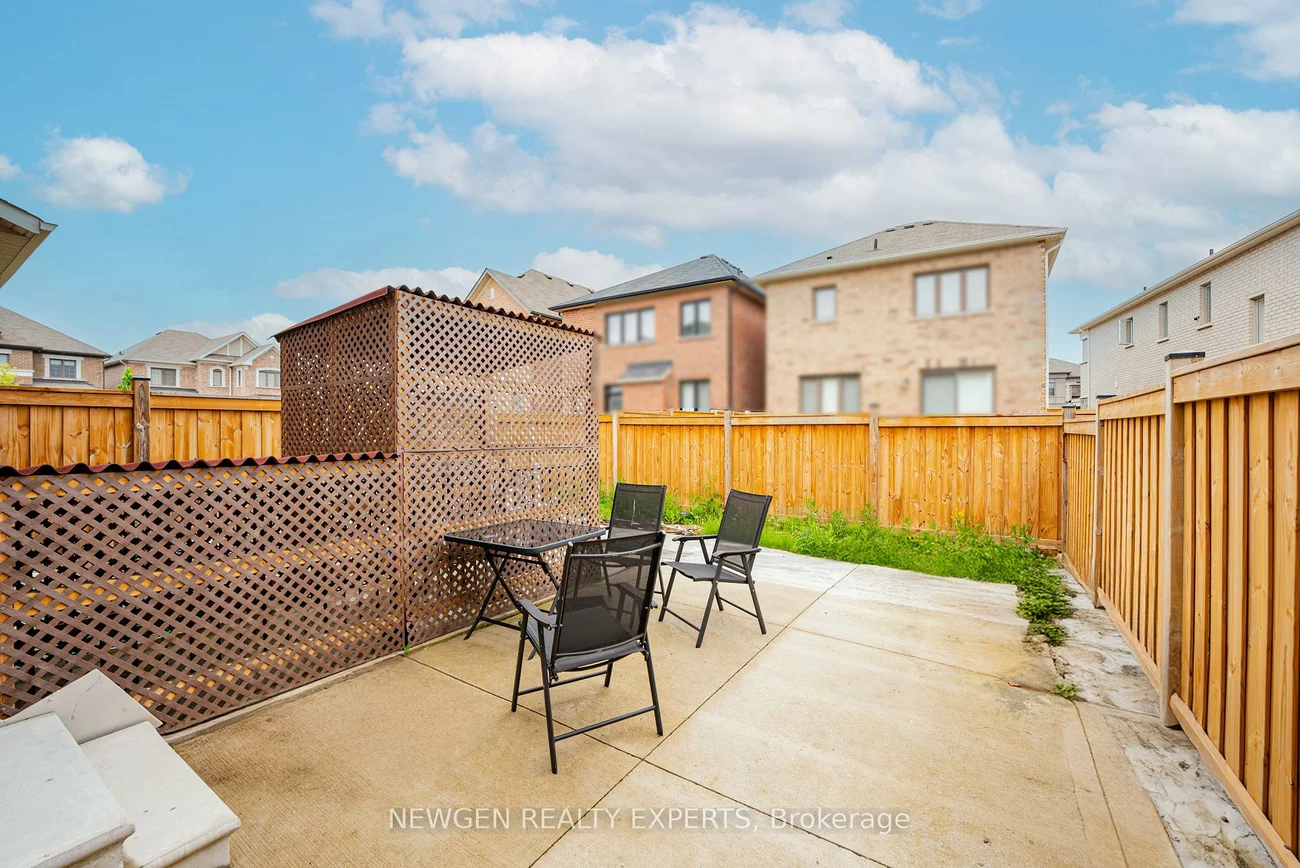 19, Boat, Northwest Brampton, Brampton
