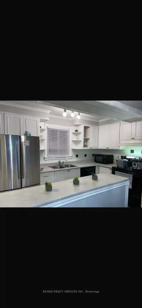 10, Hero, Central Park, Brampton
