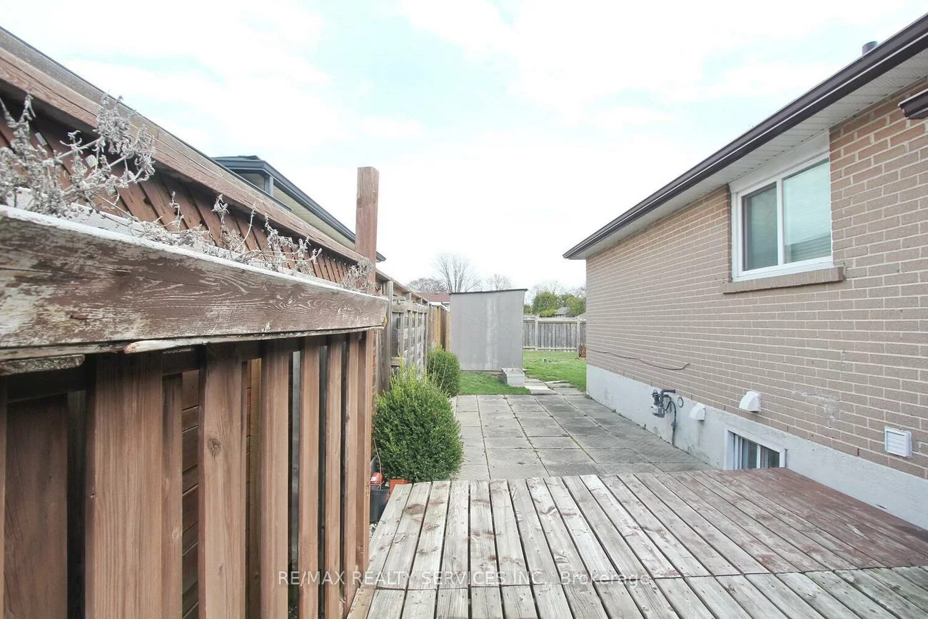 185, Earnscliffe, Southgate, Brampton