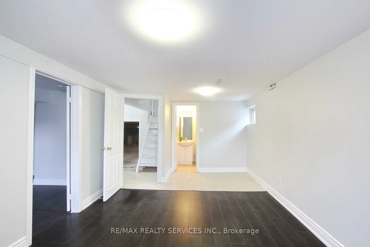 185, Earnscliffe, Southgate, Brampton