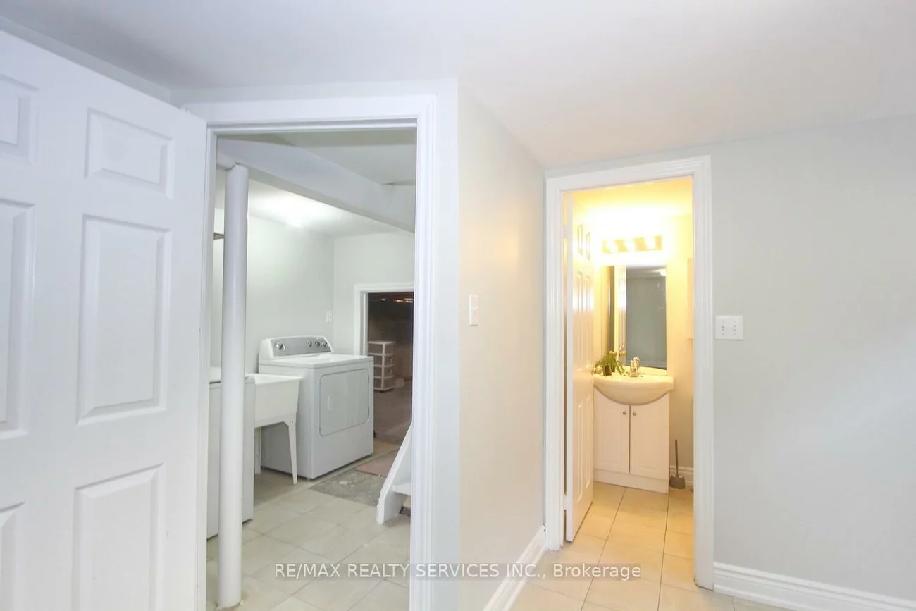185, Earnscliffe, Southgate, Brampton