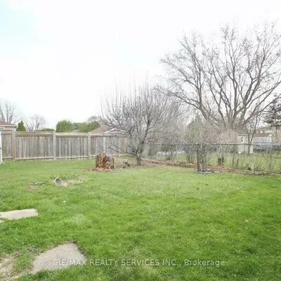 185, Earnscliffe, Southgate, Brampton