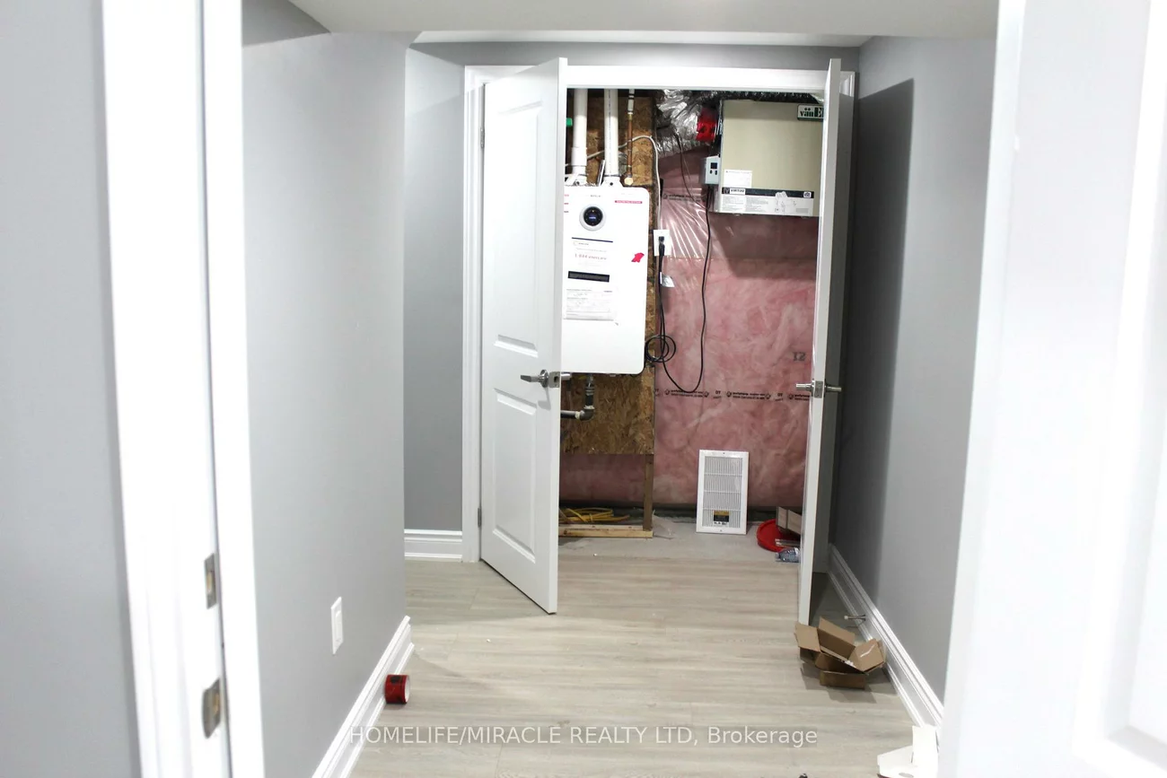 35, Merrimac, Bram West, Brampton