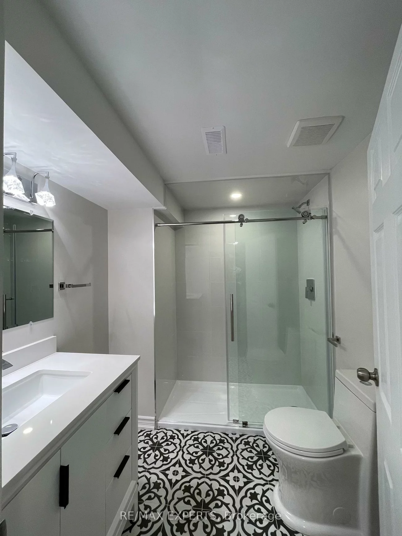 18, Burnley, Heart Lake West, Brampton