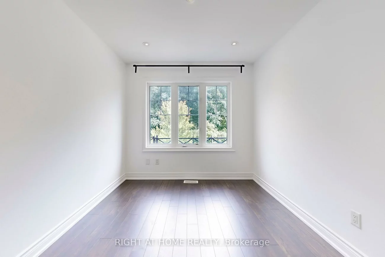 31, Lady Evelyn, Bram West, Brampton