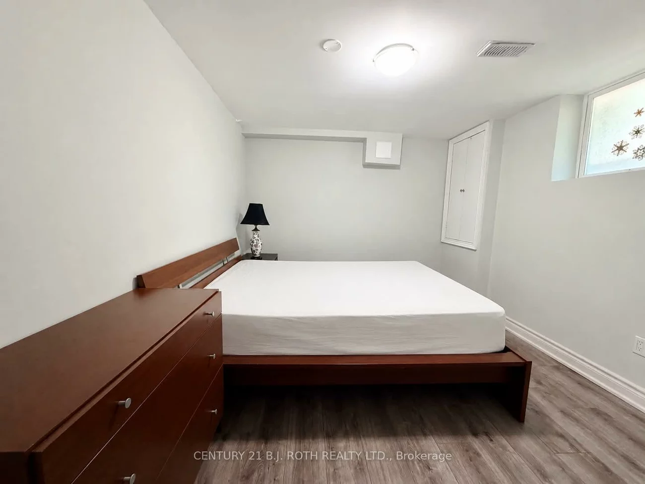 10, Sanford, Northwood Park, Brampton