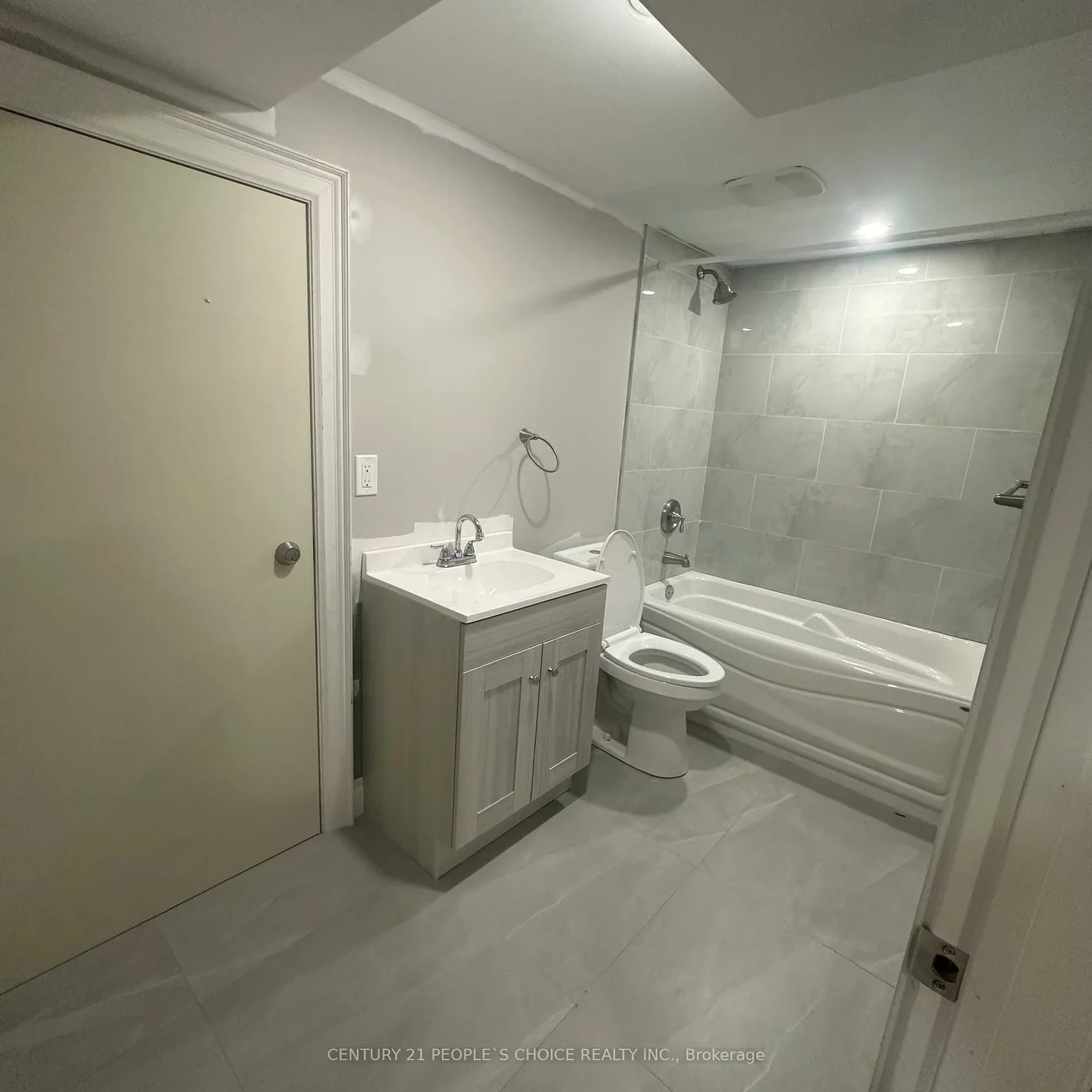 199, Avondale, Avondale, Brampton