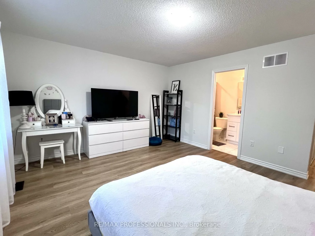 99, Haggert, Downtown Brampton, Brampton