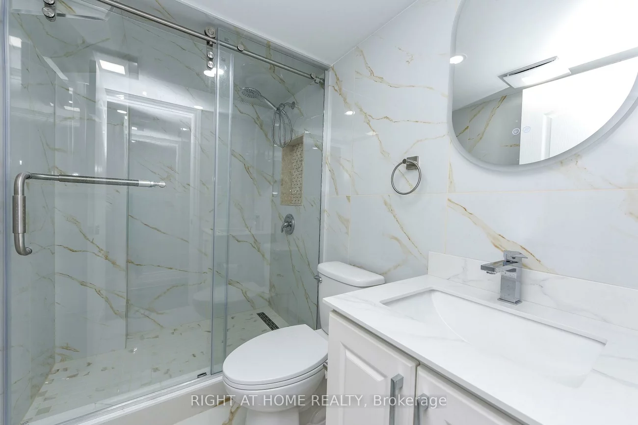 82, Elmcrest, Credit Valley, Brampton