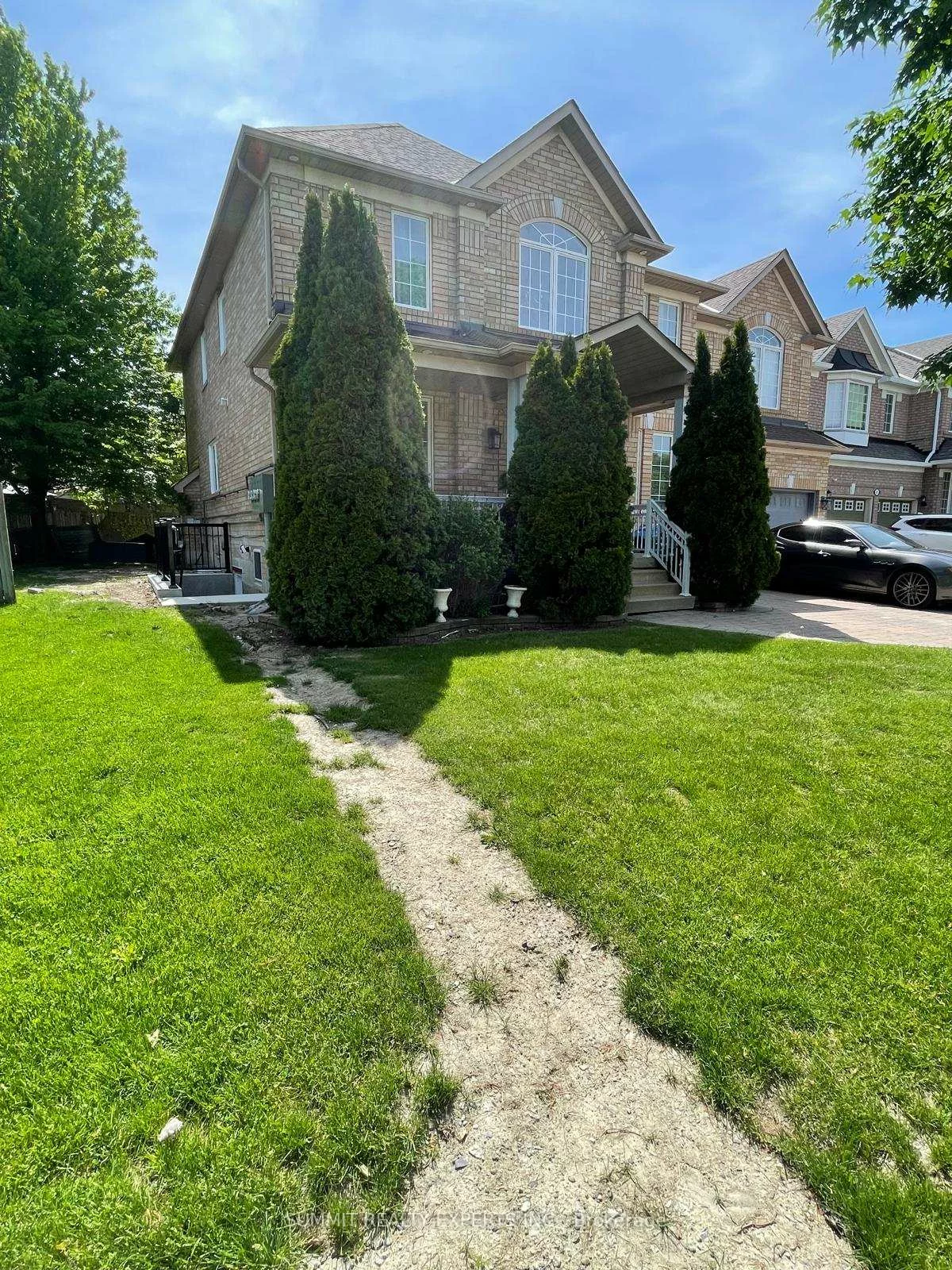 63, Treeline, Vales of Castlemore, Brampton