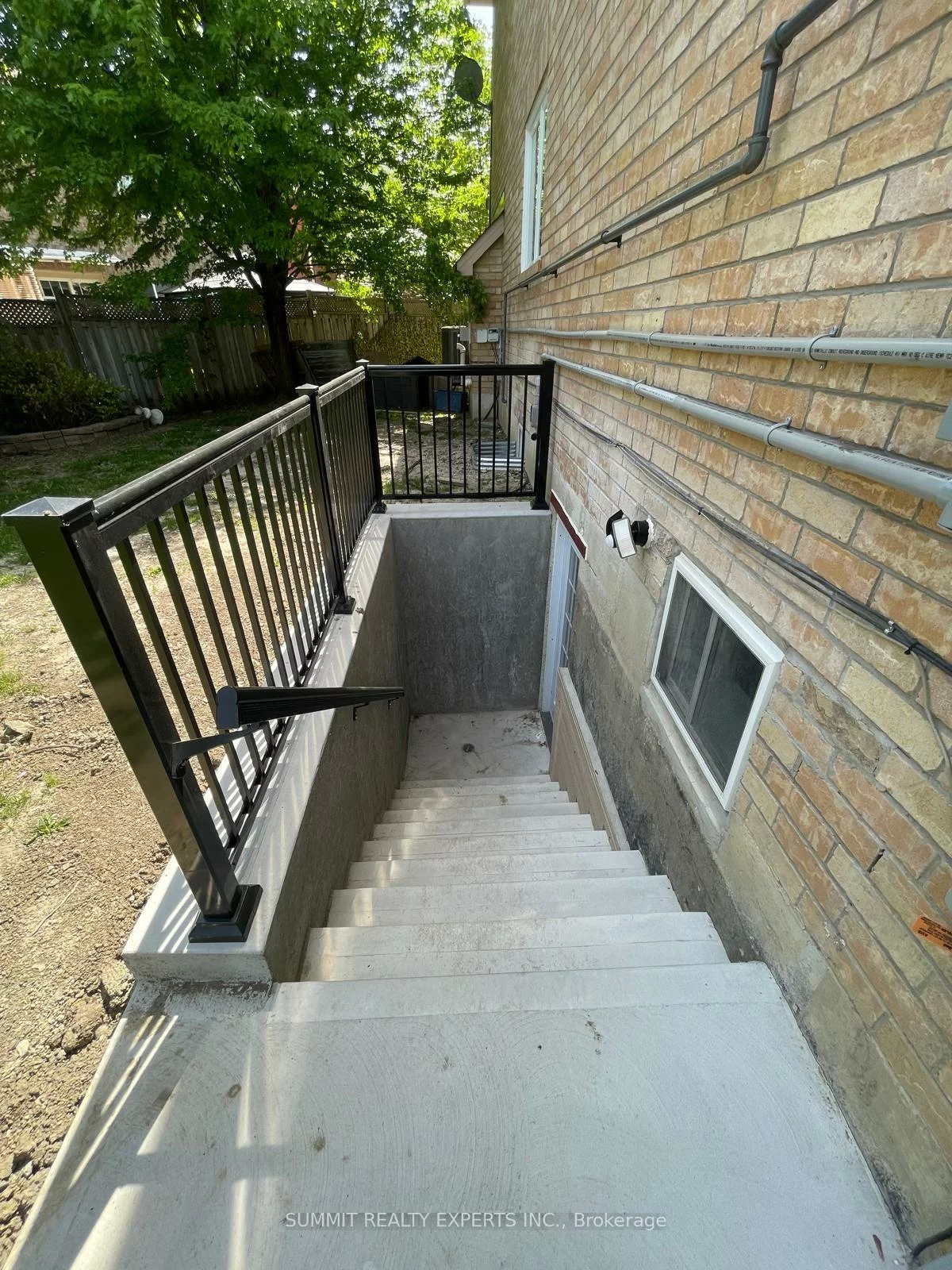 63, Treeline, Vales of Castlemore, Brampton